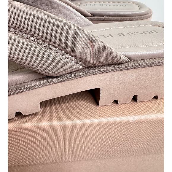 Donald Pliner Barbera Crepe Elastic Light Taupe Lug Sole Thong Flip Flops W 7.5 - Picture 5 of 12